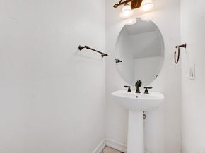 3414 Del Este Way, Oceanside CA 92056