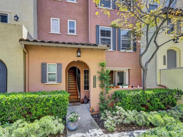 2640 Escala Circle, San Diego CA 92108