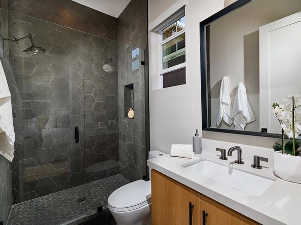 177 N Vulcan Avenue, Encinitas CA 92024