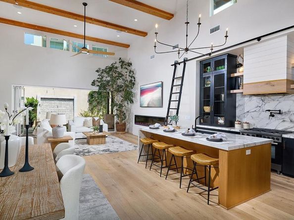 177 N Vulcan Avenue, Encinitas CA 92024