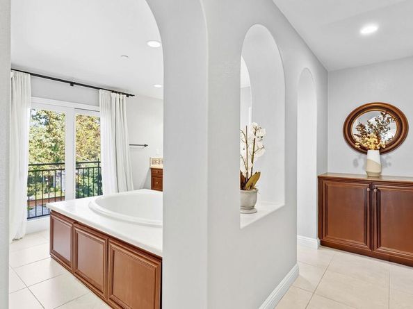 16941 Simple Melody Lane, San Diego CA 92127