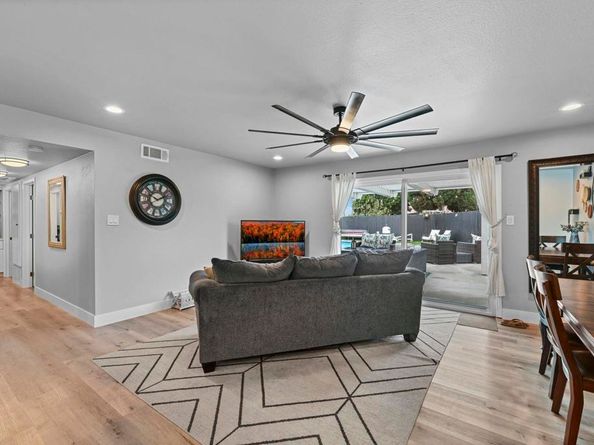 3516 Las Vegas Drive, Oceanside CA 92054