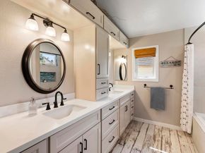 4989 Corte Playa Encino, San Diego CA 92124