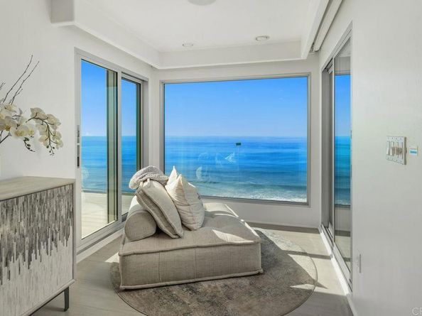 806 4th Street, Encinitas CA 92024