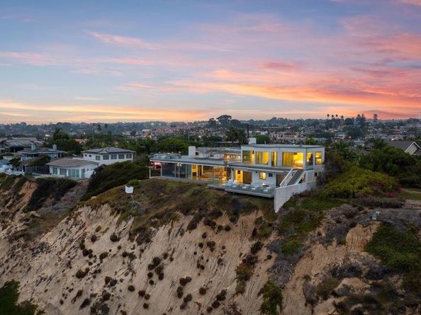 806 4th Street, Encinitas CA 92024