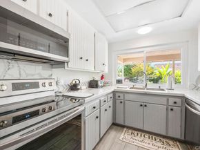 17503 Plaza Dolores, San Diego CA 92128