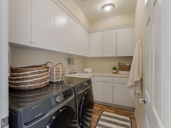 2225 David Place, Carlsbad CA 92008