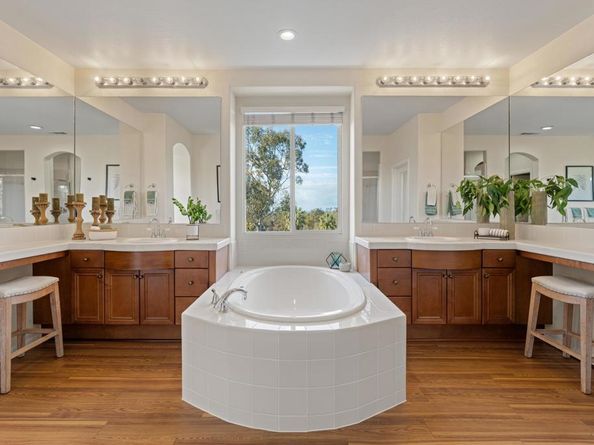 2225 David Place, Carlsbad CA 92008