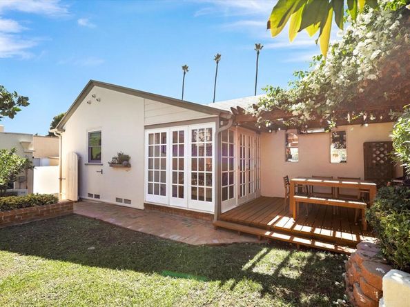 1818 Sunset Blvd, San Diego CA 92103