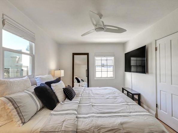 1818 Sunset Blvd, San Diego CA 92103