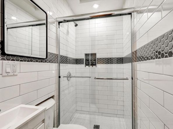 1818 Sunset Blvd, San Diego CA 92103