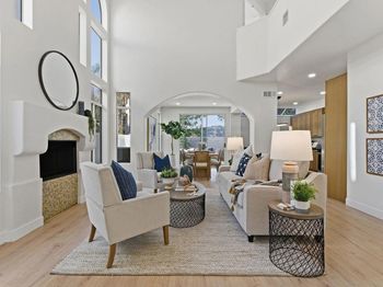 4615 Da Vinci Street