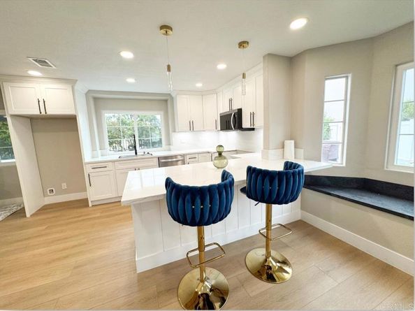 2030 San Remo Drive, Oceanside CA 92056