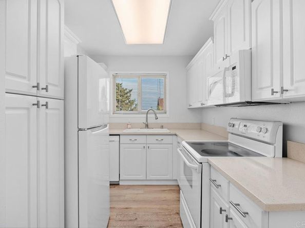 1741 Charleston Lane, Encinitas CA 92024