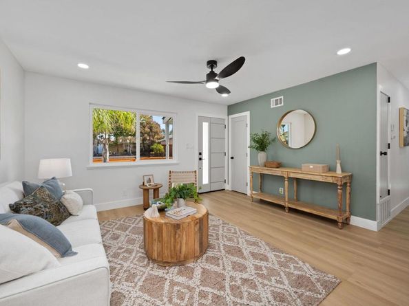 4824 Siesta Drive, Oceanside CA 92057