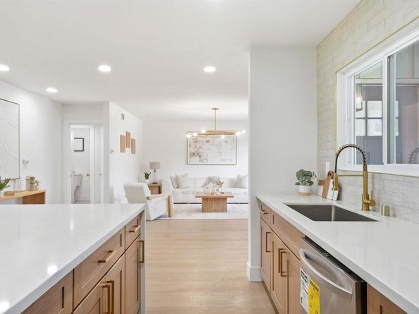 5822 Stadium Street, San Diego CA 92122