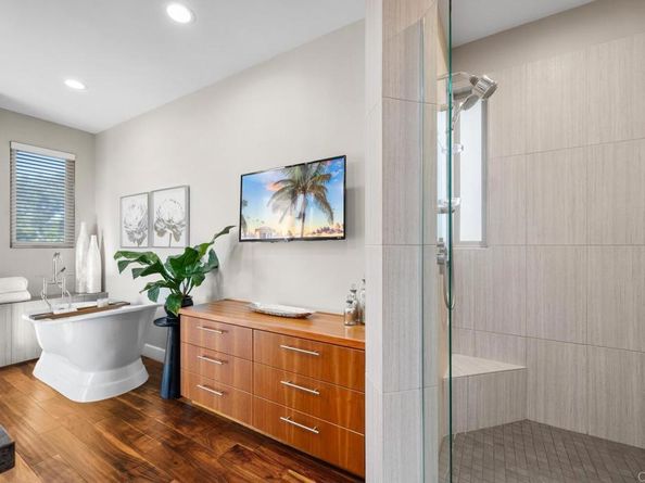 614 Ocean View Avenue, Encinitas CA 92024