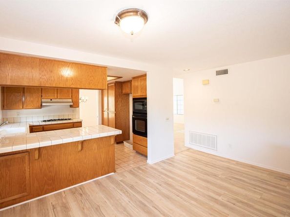 2432 Live Oak Road, Escondido CA 92029