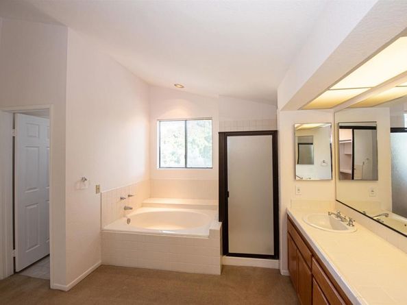 2432 Live Oak Road, Escondido CA 92029