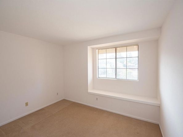 2432 Live Oak Road, Escondido CA 92029