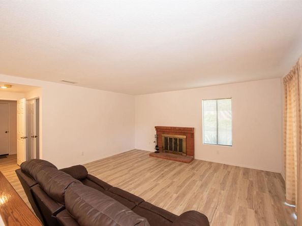 2432 Live Oak Road, Escondido CA 92029