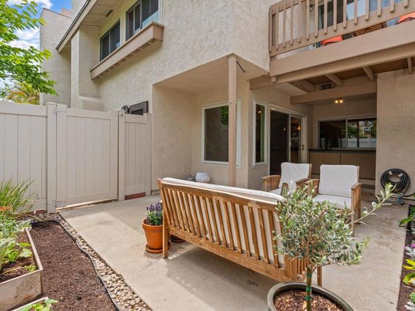 2005 Countrywood Ct, Encinitas CA 92024
