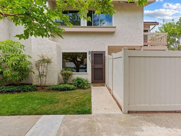 2005 Countrywood Ct, Encinitas CA 92024