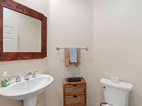1490 Schoolhouse Way, San Marcos CA 92078