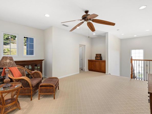 1490 Schoolhouse Way, San Marcos CA 92078