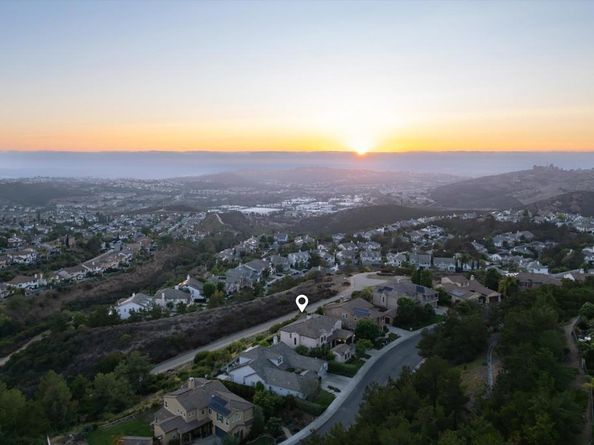 1490 Schoolhouse Way, San Marcos CA 92078