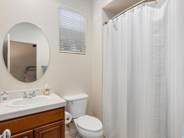 1490 Schoolhouse Way, San Marcos CA 92078