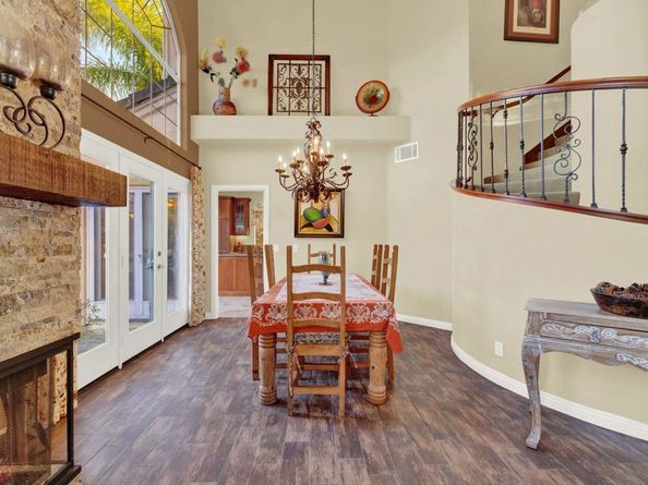 2162 View Crest Gln, Escondido CA 92026
