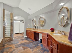 2162 View Crest Gln, Escondido CA 92026