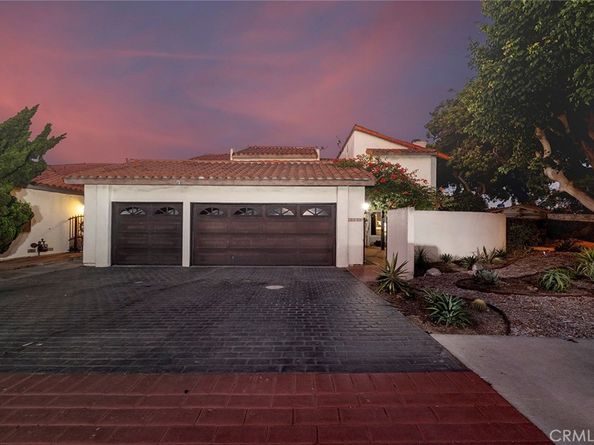 16592 Grimaud Lane, Huntington Beach CA 92649