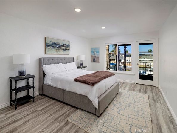 16592 Grimaud Lane, Huntington Beach CA 92649