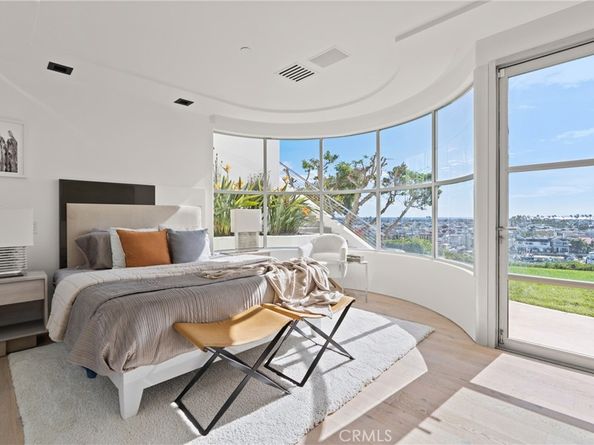1409 Dolphin Terrace, Corona Del Mar CA 92625