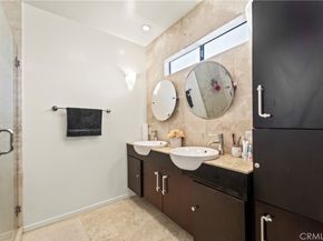 1434 19th Street 101, Santa Monica CA 90404