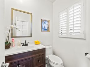 1434 19th Street 101, Santa Monica CA 90404