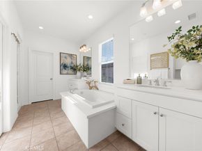 112 Velvet Leaf, Irvine CA 92620