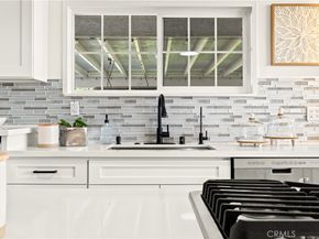 925 E Walnut, Glendora CA 91741