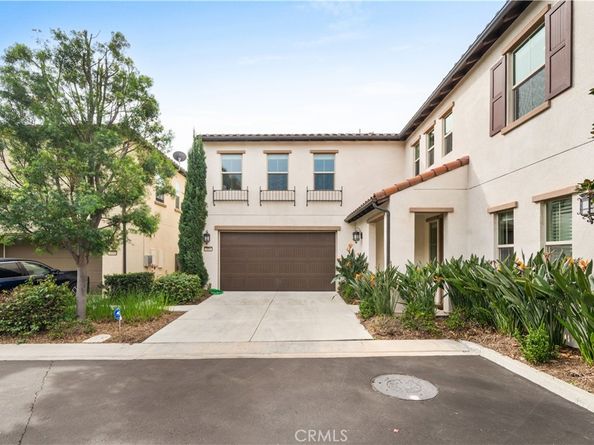 102 Yellow Pine, Irvine CA 92618