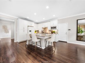 102 Yellow Pine, Irvine CA 92618