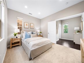 102 Yellow Pine, Irvine CA 92618