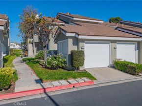 527 Springbrook N, Irvine CA 92614