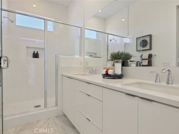 300 Junco, Irvine CA 92618