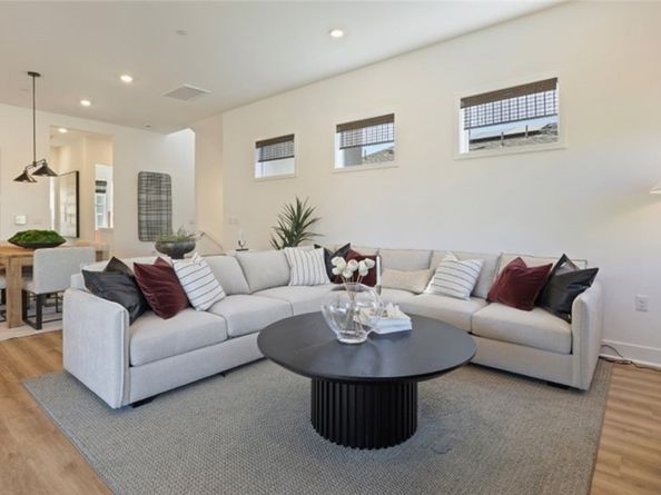 300 Junco, Irvine CA 92618