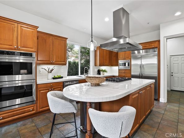 12215 Wyne Ct, Tustin CA 92782