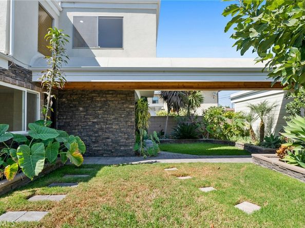 1824 Park Street, Huntington Beach CA 92648