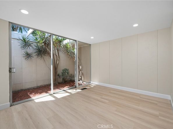 1824 Park Street, Huntington Beach CA 92648