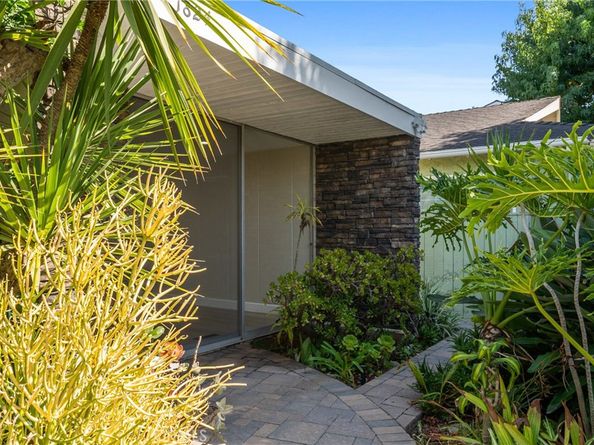 1824 Park Street, Huntington Beach CA 92648